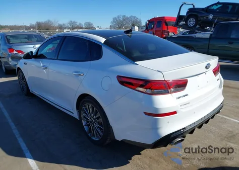 2019 Kia Optima Sx Turbo z USA, uszkodzony, nr VIN 5XXGV4L25KG331954
